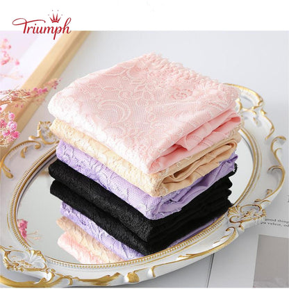 Triumph - Безплатна доставка - Пакет от 4 дантелени бикини, стягане на корема, повдигане на дупето, висока еластичност