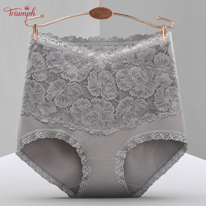 Triumph - Безплатна доставка. Комплект от 4 бр. Висококачествени дантелени бикини с висока талия.