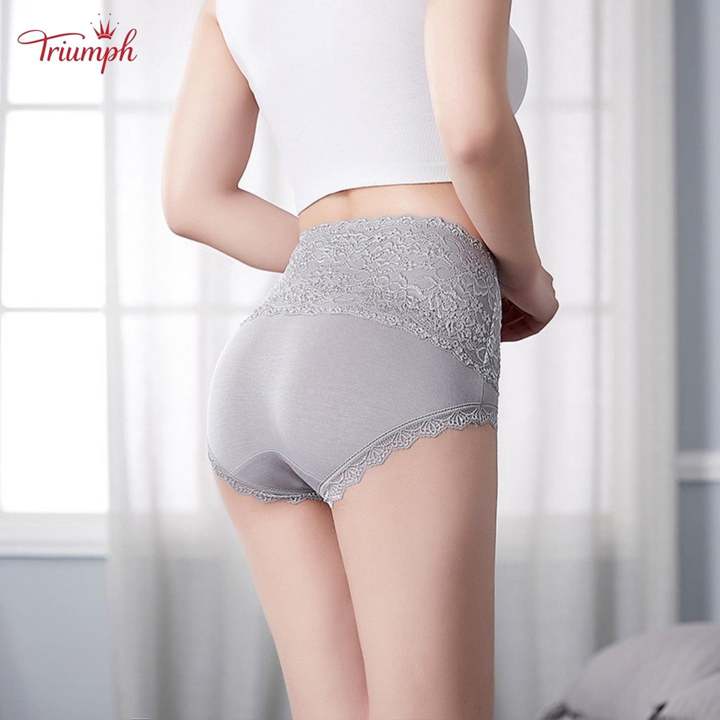 Triumph - Безплатна доставка. Висококачествени дантелени бикини, комплект от 4 броя. Удобни и меки.